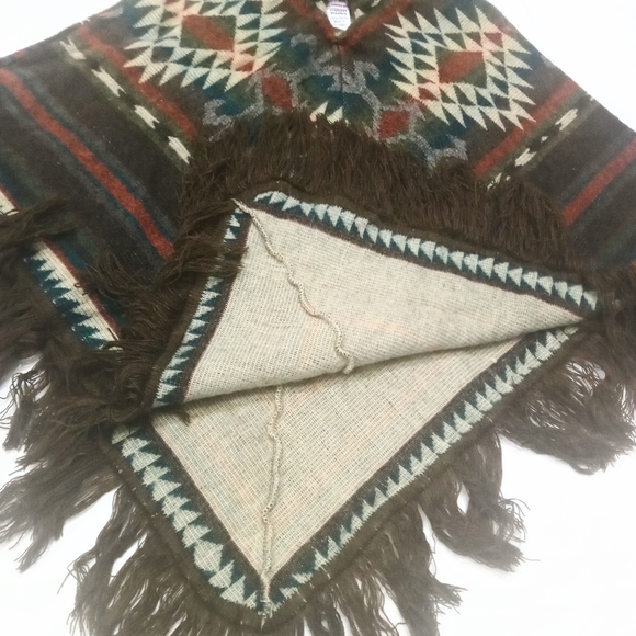 Hooded Western Aztec Poncho - Picture 5 of 6